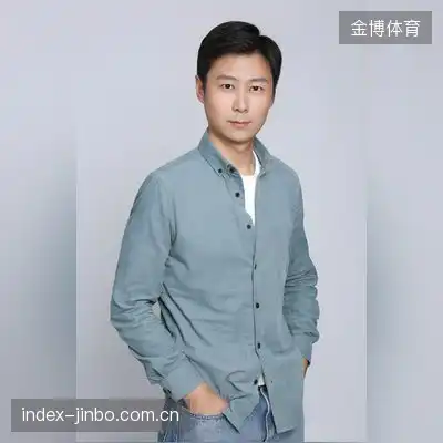 侯凌麟